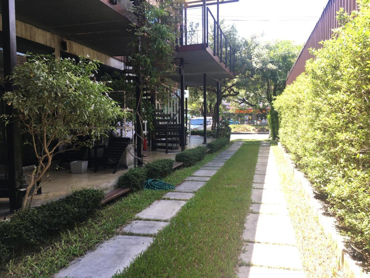Bed Stop Hotel Chiangmai Chiang Mai Ngoại thất bức ảnh